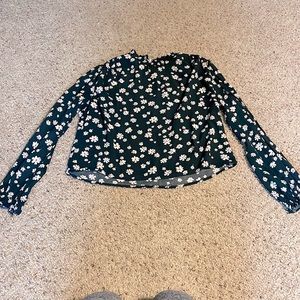 Green floral blouse. High neck size M